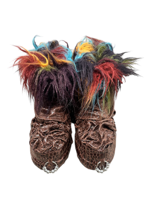 Size 12 “Kaleido Bull” Joots